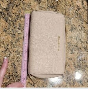 Michael Kors Beige Wallet